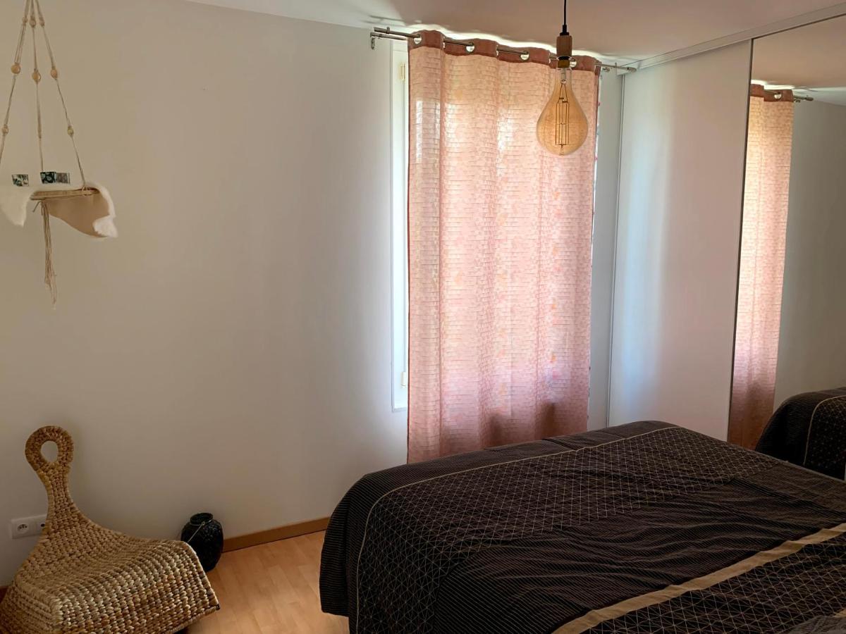 Appartement Cosy A Quelques Minutes Du Centre Châlons-en-Champagne Εξωτερικό φωτογραφία